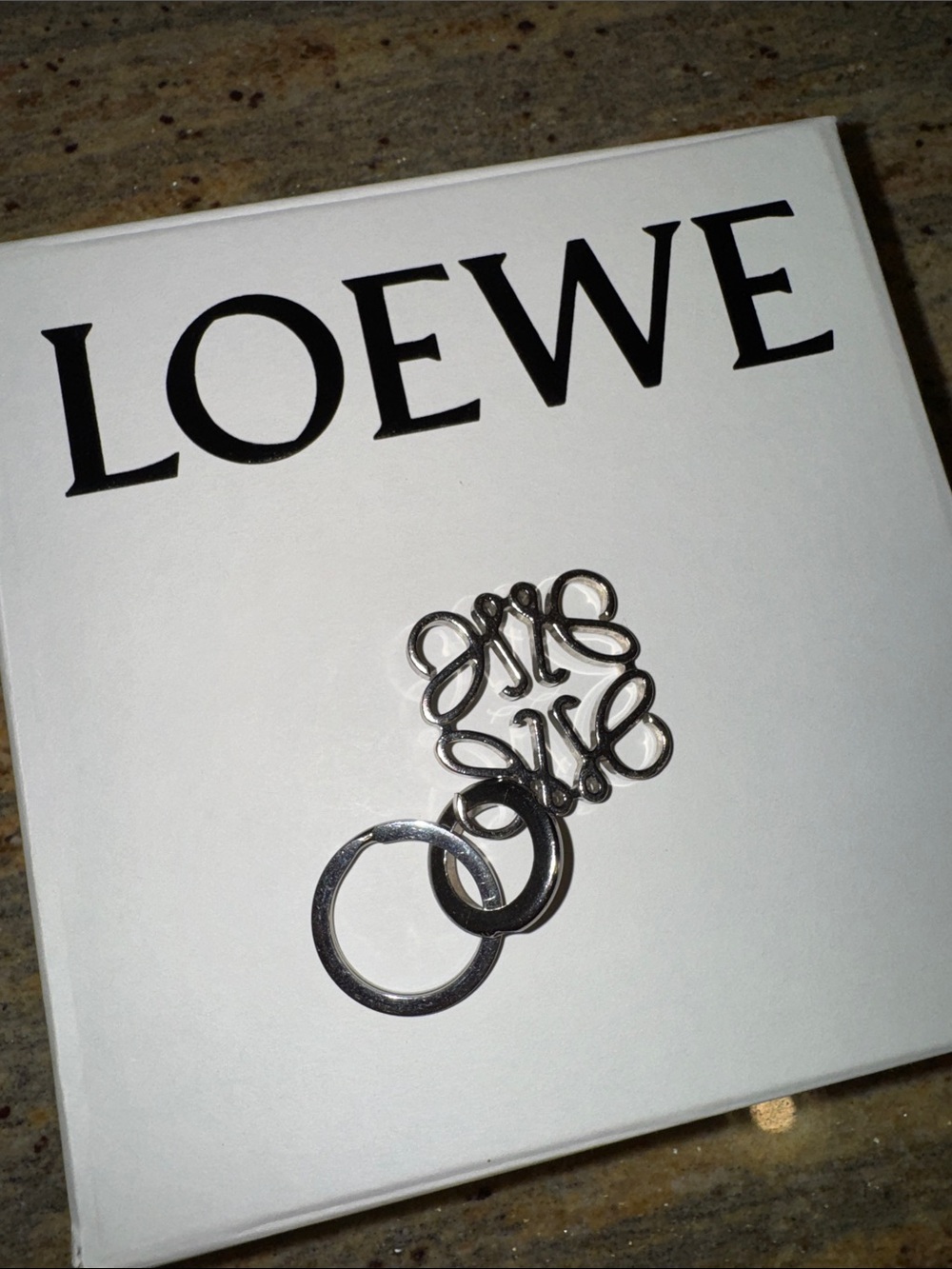 Loewe Silver Anagram Keyring on White Box EUC comes in the box ! - Picture 5 of 8